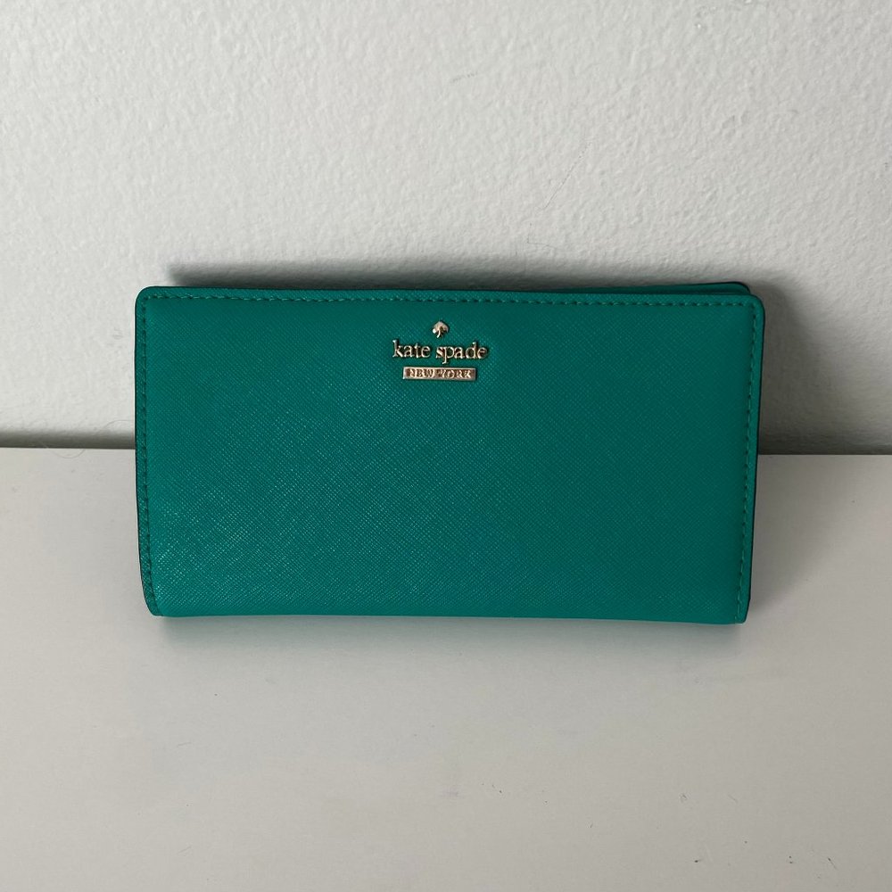 Roulette Slim Bifold Wallet